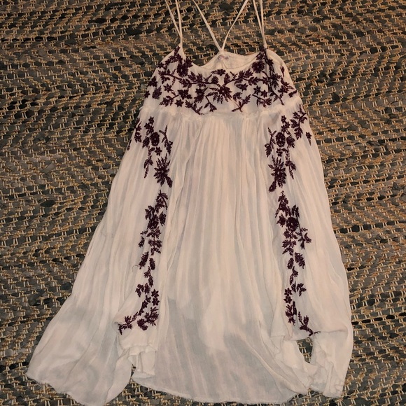 Free People Dresses & Skirts - Free People flowy mini dress